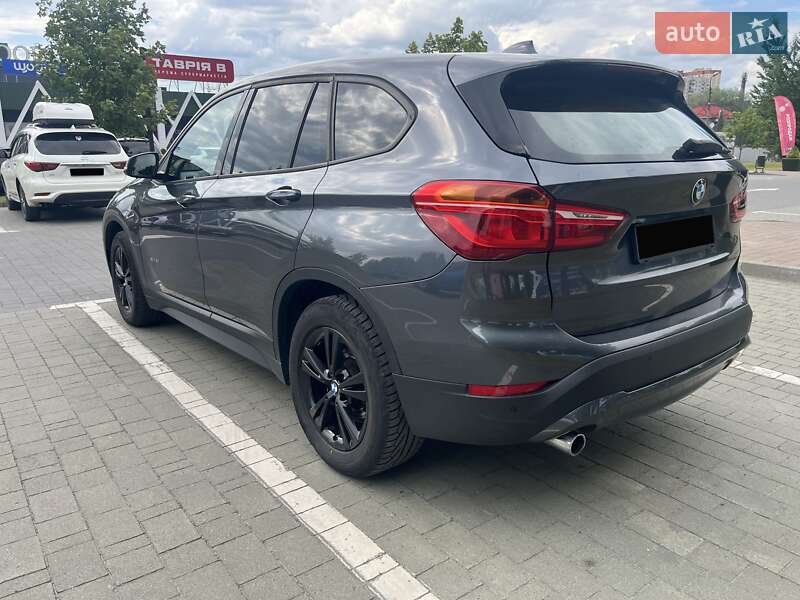 Позашляховик / Кросовер BMW X1 2016 в Хмельницькому
