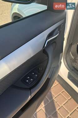 Внедорожник / Кроссовер BMW X1 2017 в 
