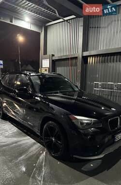 Внедорожник / Кроссовер BMW X1 2014 в 