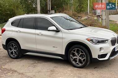 Внедорожник / Кроссовер BMW X1 2017 в Киеве