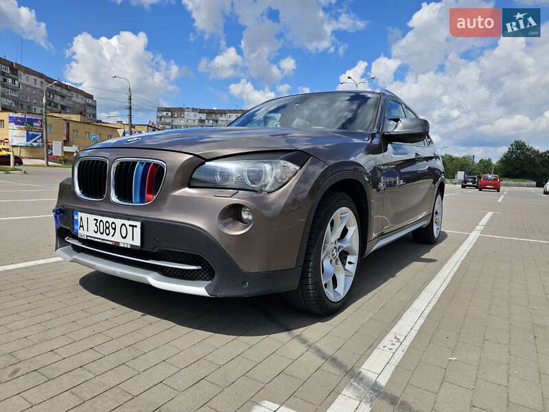 Внедорожник / Кроссовер BMW X1 2010 в Сумах