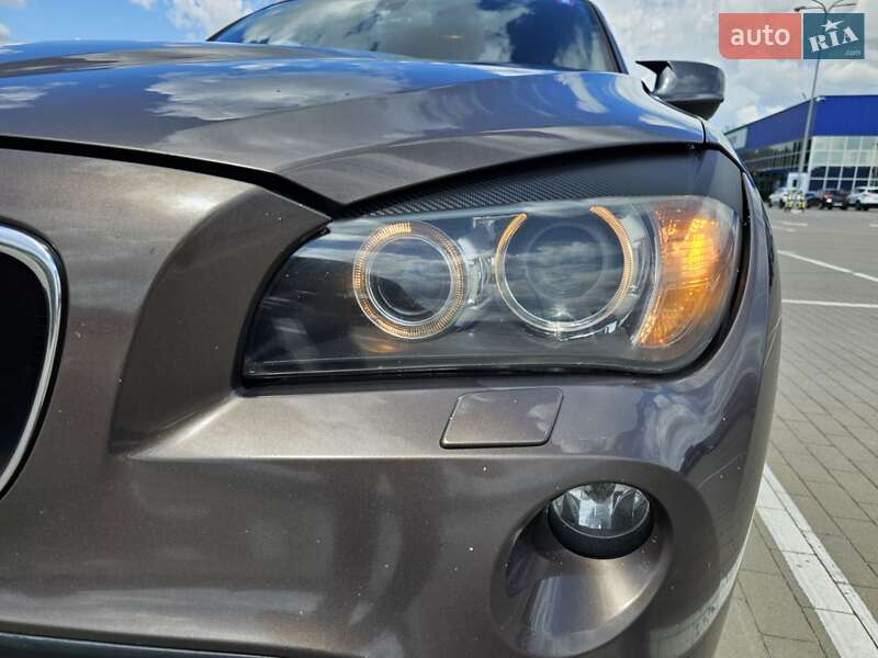 Внедорожник / Кроссовер BMW X1 2010 в Сумах