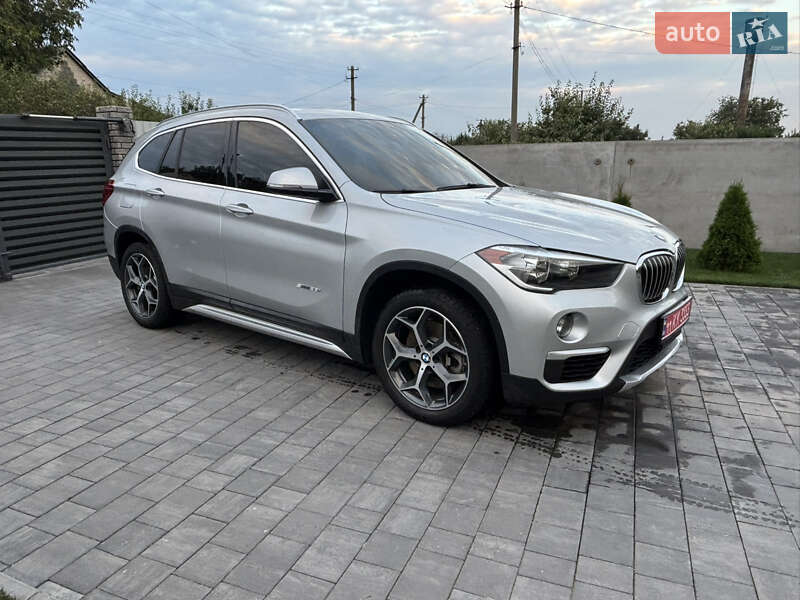 Позашляховик / Кросовер BMW X1 2017 в Полтаві
