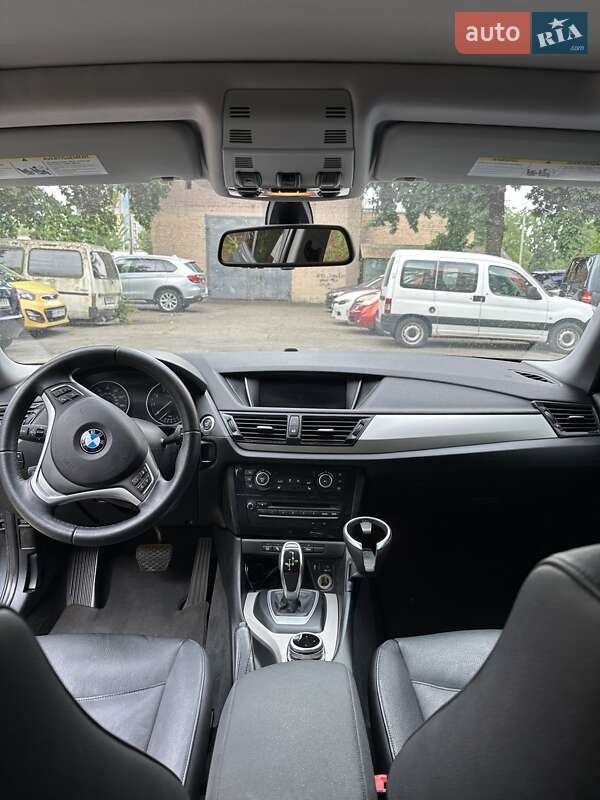 Внедорожник / Кроссовер BMW X1 2015 в Киеве