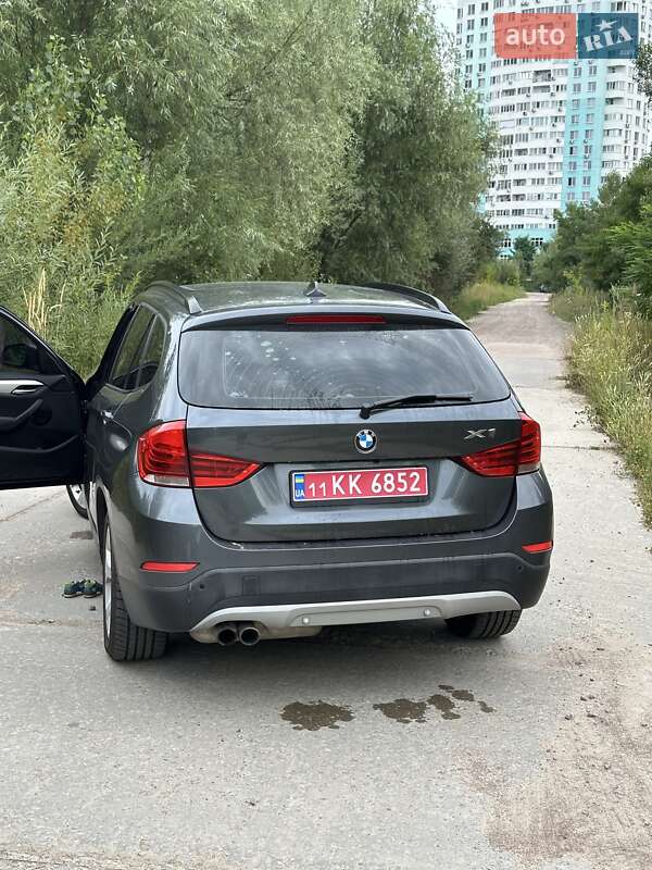 Внедорожник / Кроссовер BMW X1 2015 в Киеве