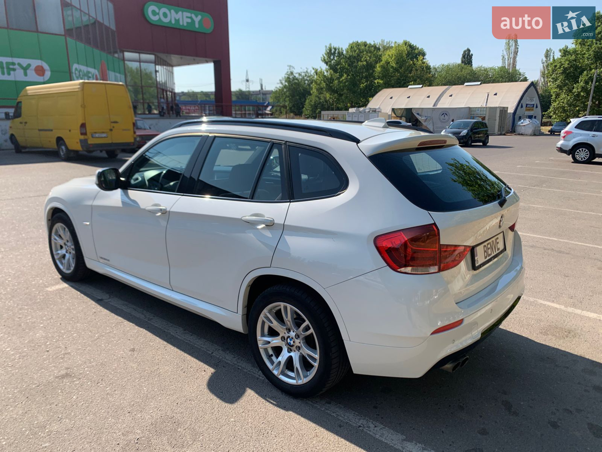 2011 BMW X1 - мініатюра 2