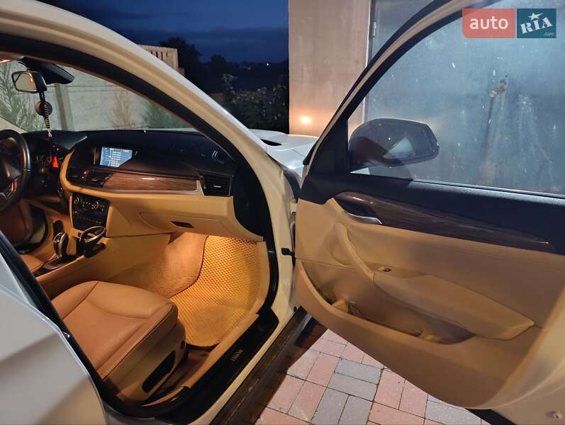 Позашляховик / Кросовер BMW X1 2014 в Золотоноші фото 11 Позашляховик / Кросовер BMW X1 2014 в Золотоноші