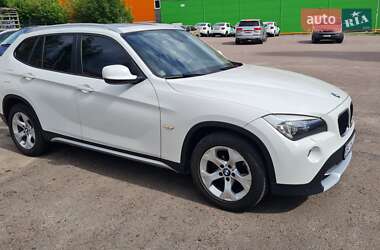 Внедорожник / Кроссовер BMW X1 2011 в Ровно