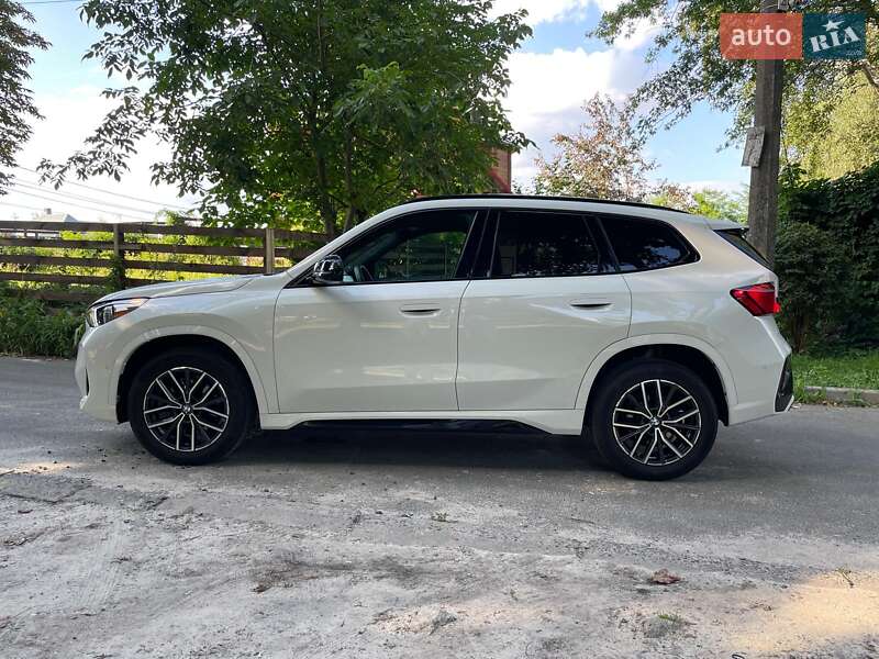 Позашляховик / Кросовер BMW X1 2023 в Києві фото 6 Позашляховик / Кросовер BMW X1 2023 в Києві