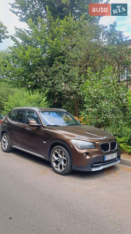 Внедорожник / Кроссовер BMW X1 2010 в Львове
