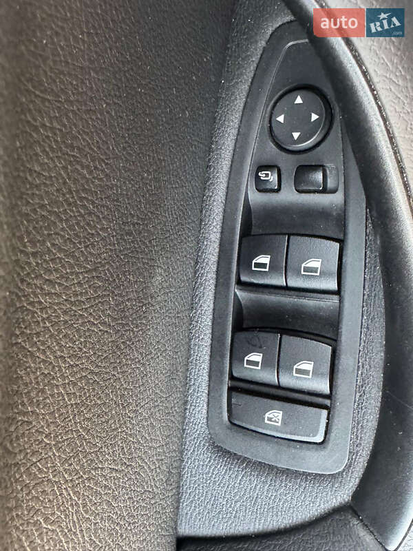 Внедорожник / Кроссовер BMW X1 2018 в Киеве