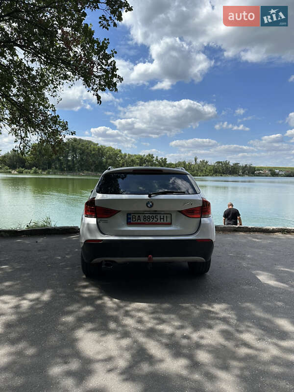 Внедорожник / Кроссовер BMW X1 2010 в Кропивницком