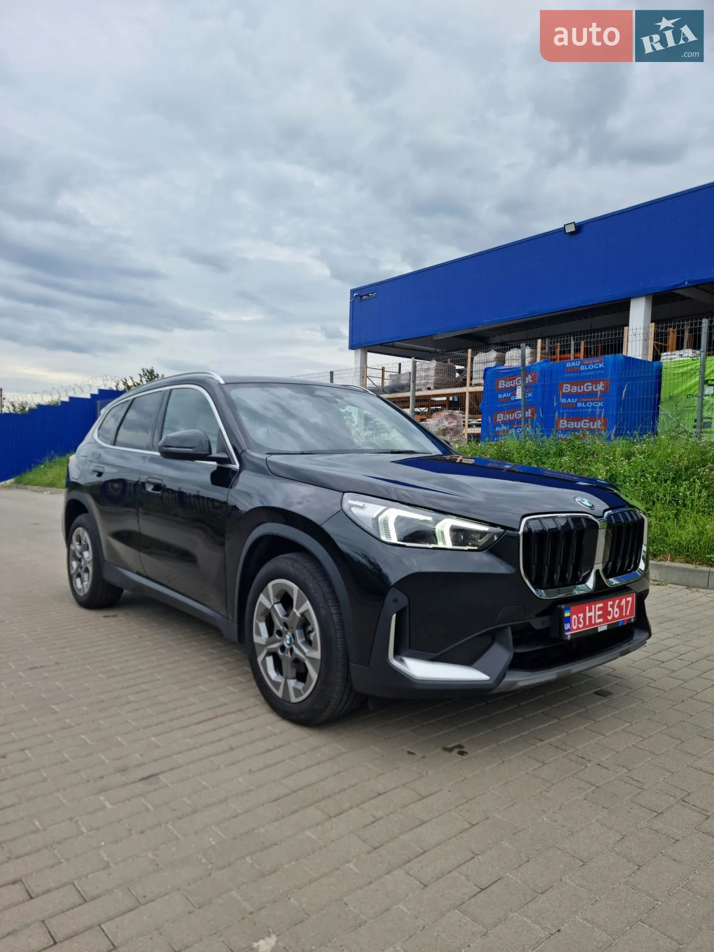 2023 BMW X1 - фото 1