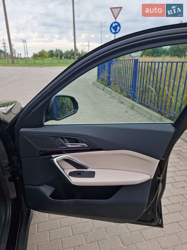 Внедорожник / Кроссовер BMW X1 2023 в Нововолынске