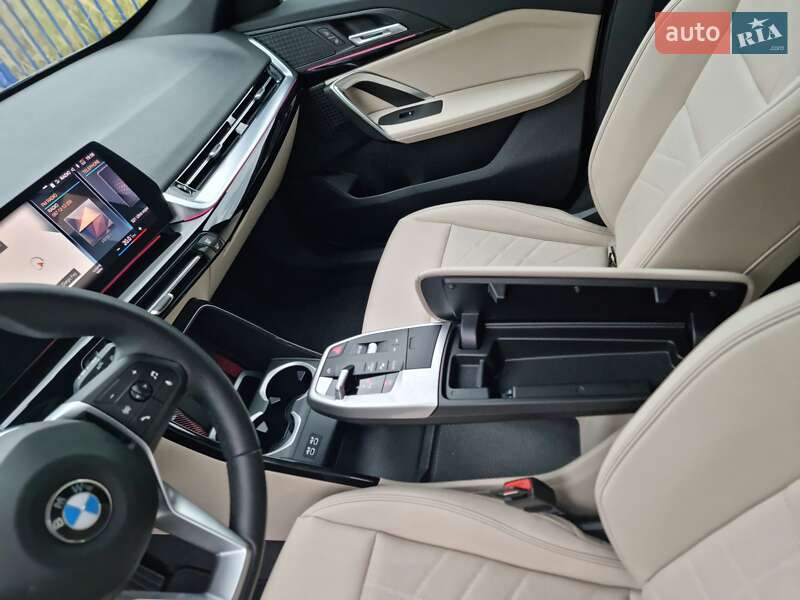 Внедорожник / Кроссовер BMW X1 2023 в Нововолынске