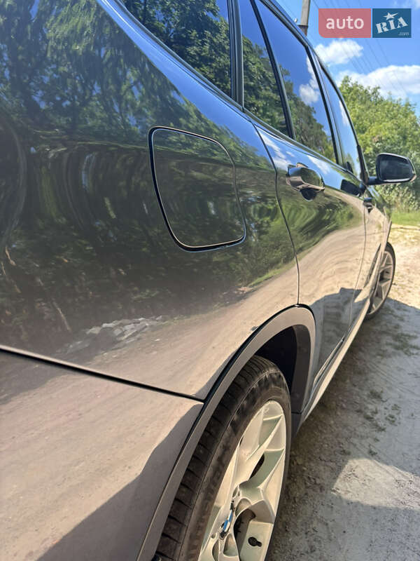 Внедорожник / Кроссовер BMW X1 2014 в Радомышле