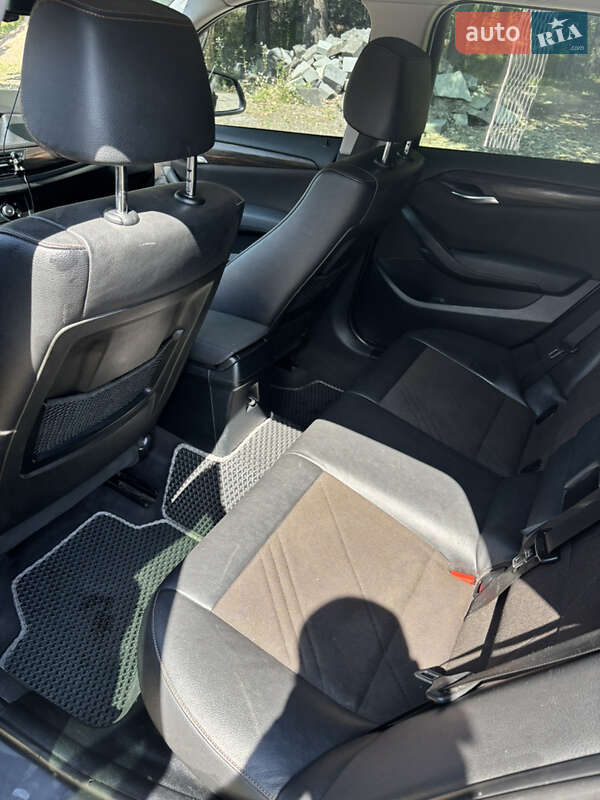 Внедорожник / Кроссовер BMW X1 2014 в Радомышле