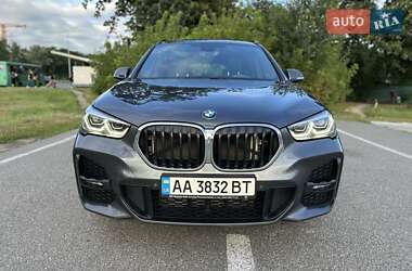 Внедорожник / Кроссовер BMW X1 2022 в Киеве