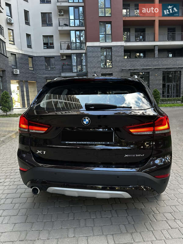 Позашляховик / Кросовер BMW X1 2021 в Броварах