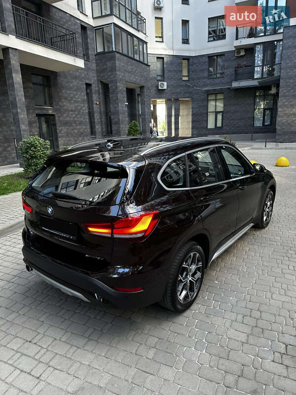 Позашляховик / Кросовер BMW X1 2021 в Броварах