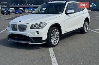 Позашляховик / Кросовер BMW X1 2014 в Києві