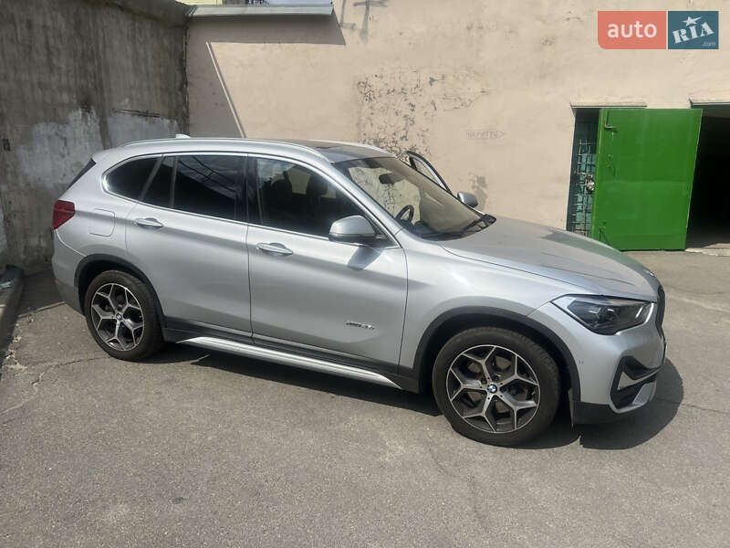 Внедорожник / Кроссовер BMW X1 2017 в Киеве фото 2 Внедорожник / Кроссовер BMW X1 2017 в Киеве