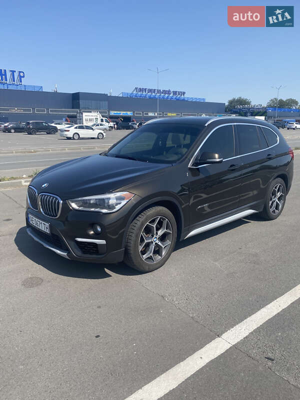 Внедорожник / Кроссовер BMW X1 2015 в Днепре фото 13 Внедорожник / Кроссовер BMW X1 2015 в Днепре