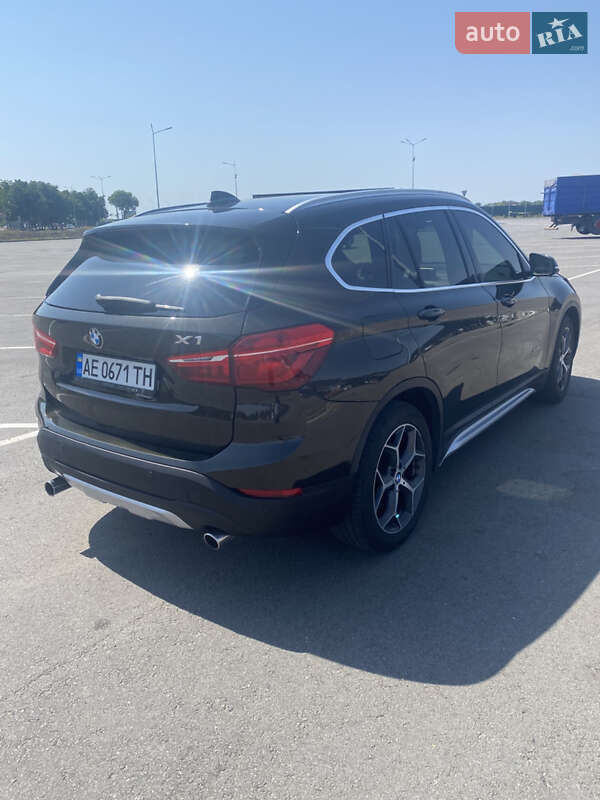 Внедорожник / Кроссовер BMW X1 2015 в Днепре фото 17 Внедорожник / Кроссовер BMW X1 2015 в Днепре