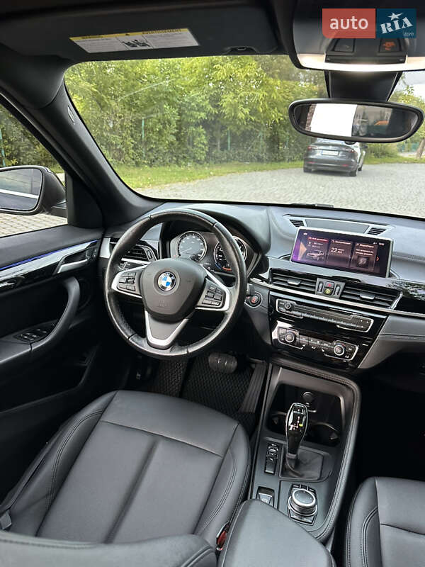 Внедорожник / Кроссовер BMW X1 2019 в Городке