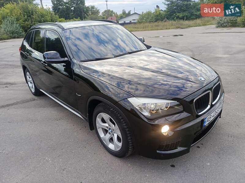 Внедорожник / Кроссовер BMW X1 2011 в Виннице