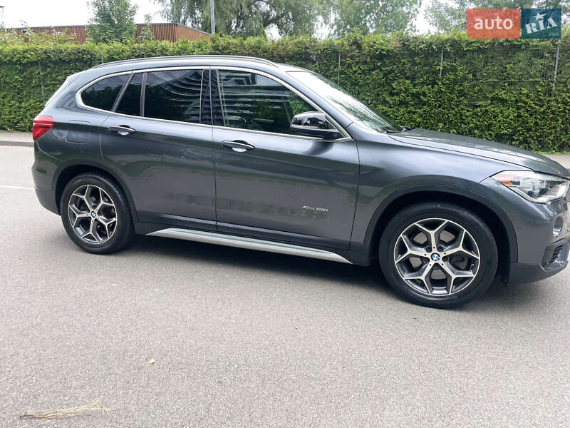 Внедорожник / Кроссовер BMW X1 2016 в Киеве фото 5 Внедорожник / Кроссовер BMW X1 2016 в Киеве