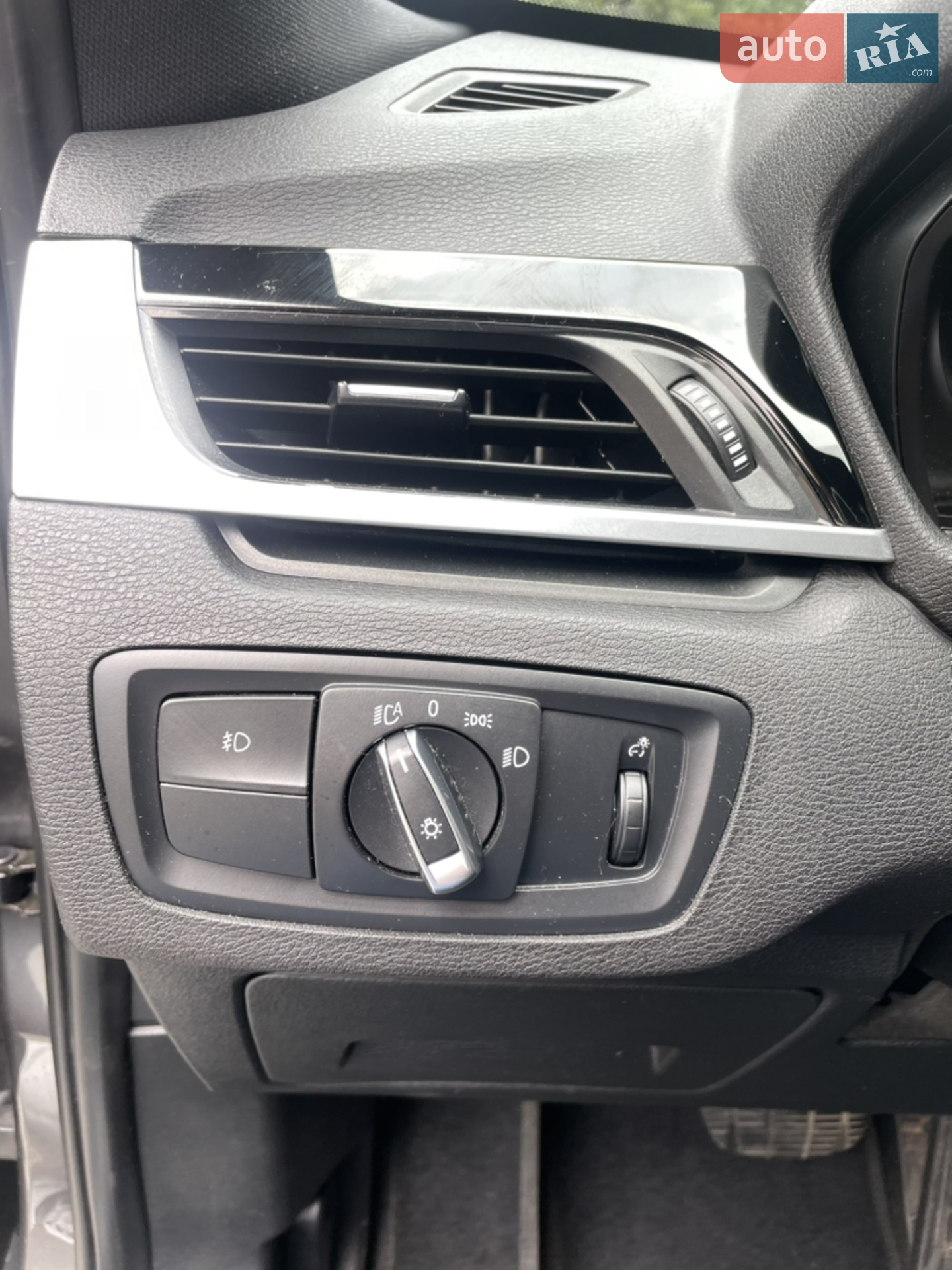 2016 BMW X1 - мініатюра 12