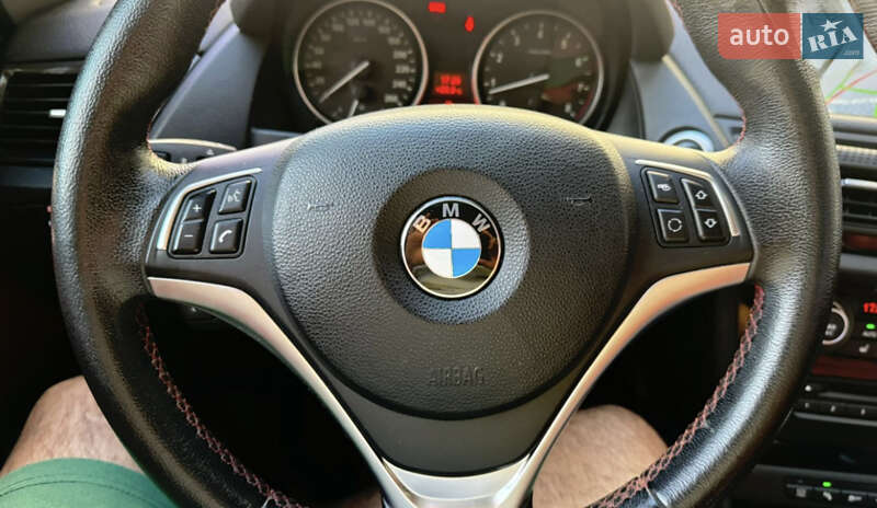 Внедорожник / Кроссовер BMW X1 2015 в Одессе