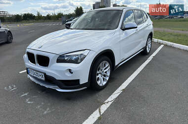 Позашляховик / Кросовер BMW X1 2014 в Києві