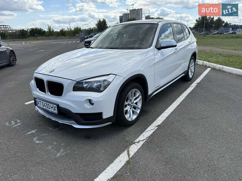 Позашляховик / Кросовер BMW X1 2014 в Києві