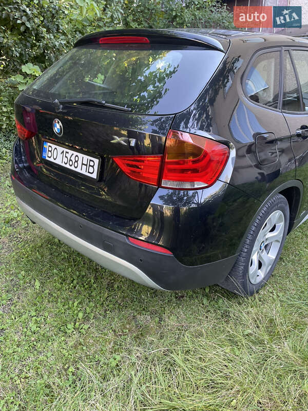 Внедорожник / Кроссовер BMW X1 2011 в Тернополе