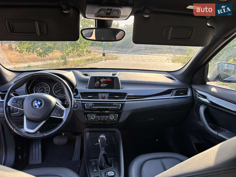 Внедорожник / Кроссовер BMW X1 2017 в Одессе