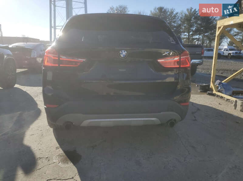 Внедорожник / Кроссовер BMW X1 2016 в Киеве фото 5 Внедорожник / Кроссовер BMW X1 2016 в Киеве