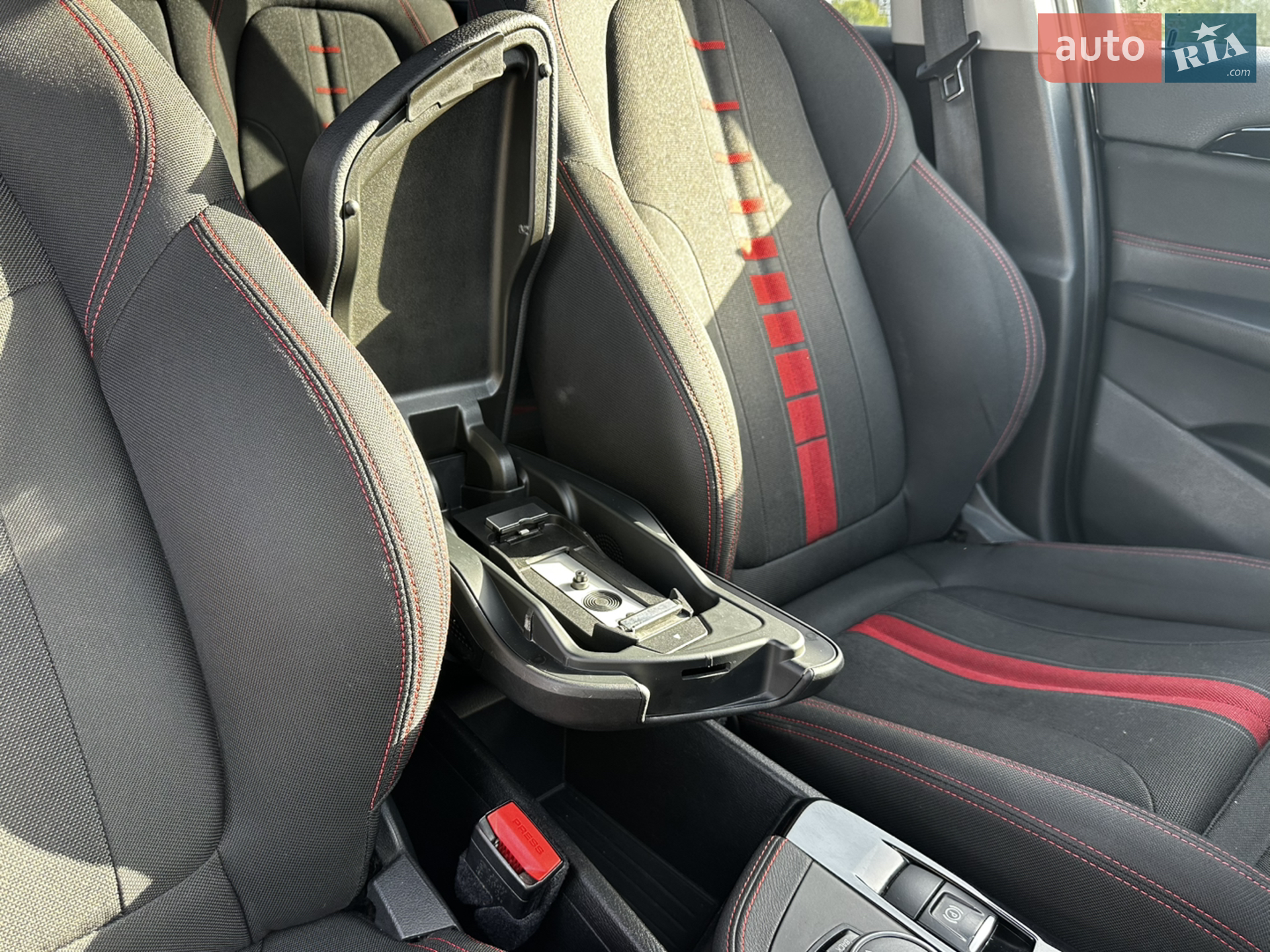 2016 BMW X1 - мініатюра 24