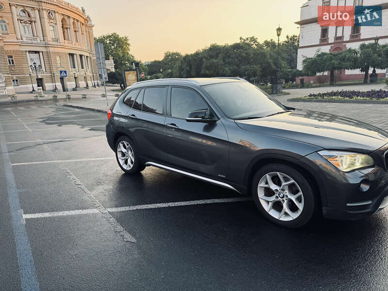 Внедорожник / Кроссовер BMW X1 2013 в Одессе