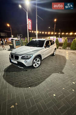 Позашляховик / Кросовер BMW X1 2010 в Запоріжжі