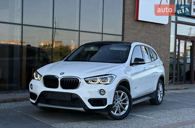 Внедорожник / Кроссовер BMW X1 2017 в Мукачево