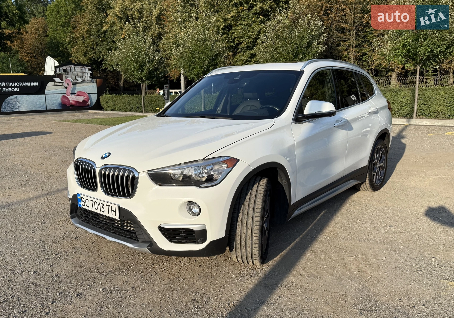 2019 BMW X1 - фото 1