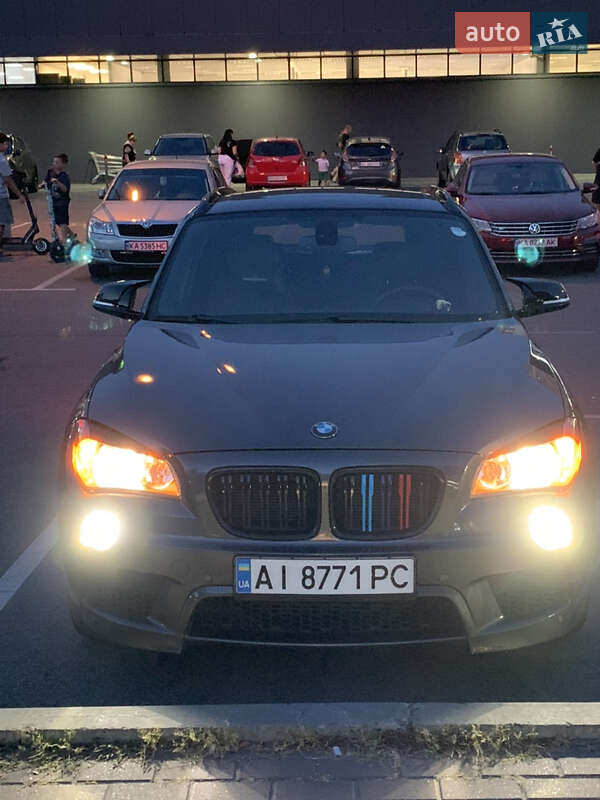 Внедорожник / Кроссовер BMW X1 2012 в Киеве