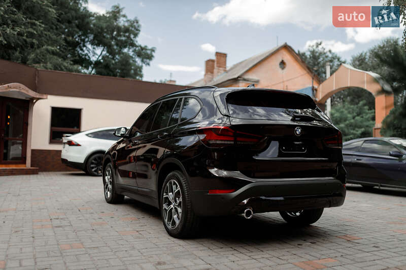 Внедорожник / Кроссовер BMW X1 2022 в Каменском