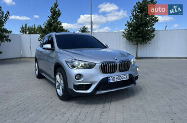Позашляховик / Кросовер BMW X1 2015 в Гайсину