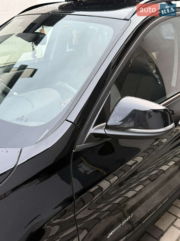 Внедорожник / Кроссовер BMW X1 2015 в Буче