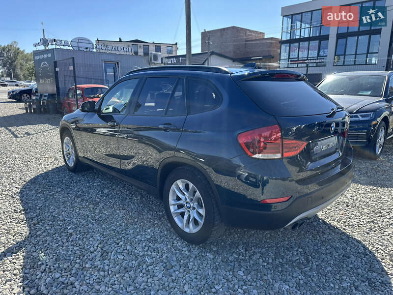 Позашляховик / Кросовер BMW X1 2015 в Івано-Франківську