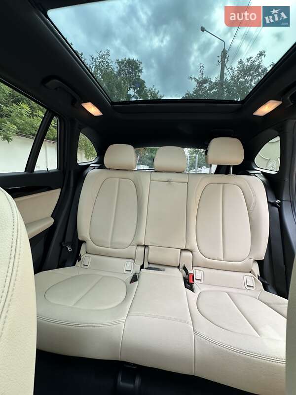 Внедорожник / Кроссовер BMW X1 2017 в Одессе фото 14 Внедорожник / Кроссовер BMW X1 2017 в Одессе