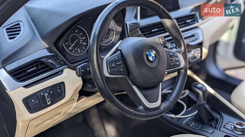 Позашляховик / Кросовер BMW X1 2017 в Львові